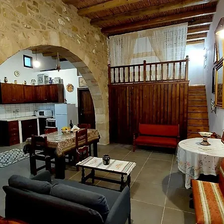Traditional House Emmanouela *